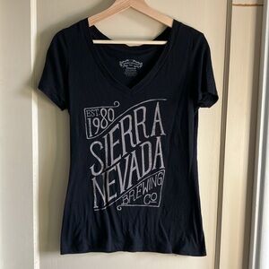 Sierra Nevada Brewing Co. v neck short sleeve graphic tee